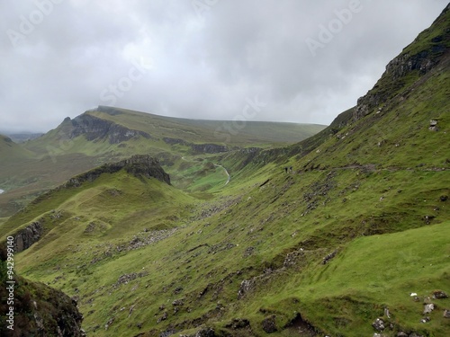 Quiraing walk Ilse of Skye Schotland Green holiday