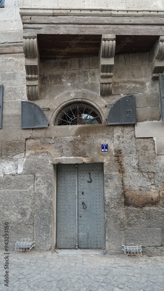 Fototapeta premium old wooden door in a church