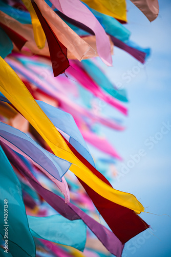 Obraz na płótnie Colorful ribbons blown by the wind w salonie