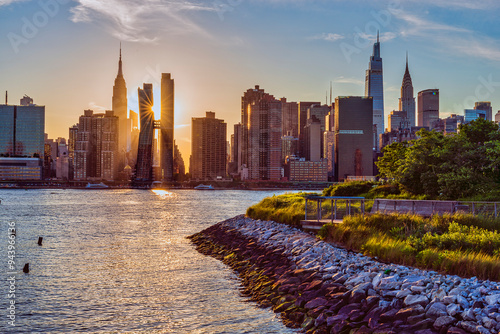 Sunset over Midtown Manhattan viewed from Hunter's Point Park South in Queens, NY, USA; Queens, New York, United States of America