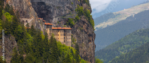 Obraz na płótnie Sumela Monastery (Turkish: Sümela Manastırı) is a Greek Orthodox monastery, in the Maçka district of Trabzon Province in modern Turkey. w salonie