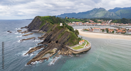 La petite ville de Ribadesella dans les Asturies