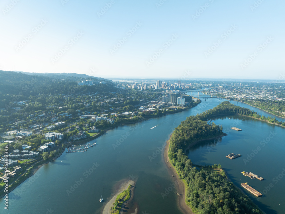 Fototapeta premium A city with a river running through it