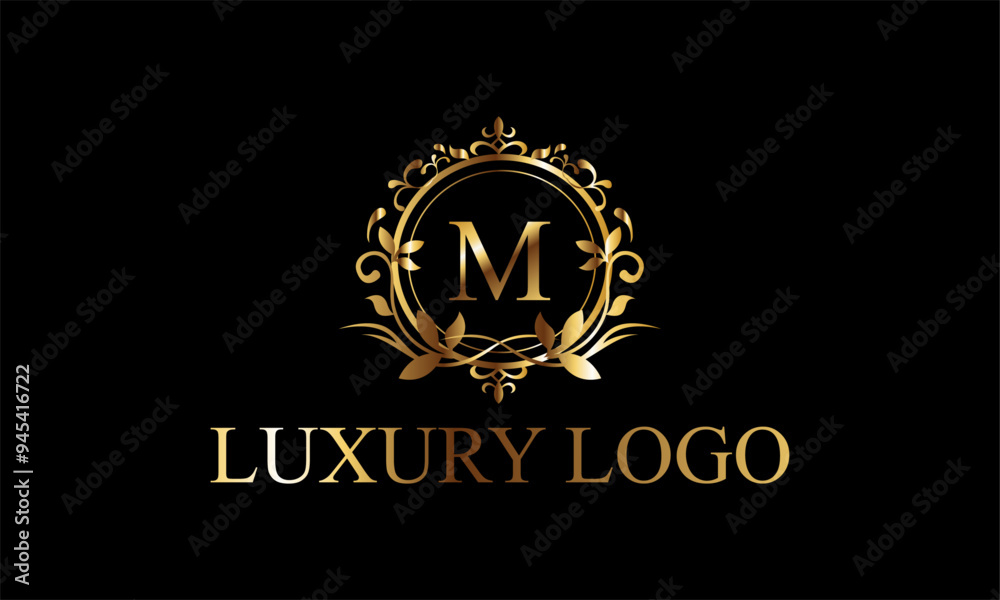 Fototapeta premium Beautiful luxury M logo design
