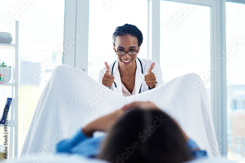 Slika na platnu Thumbs up, patient and gynecologist for consultation, diagnosis or successful in pap smear or check up