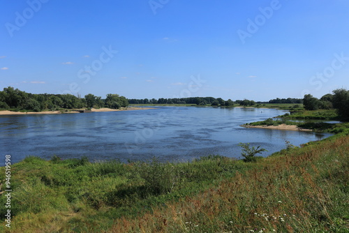 Blick über die Elbe bei Wahrenberg in Sachsen-Anhalt