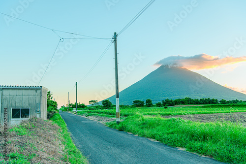 鹿児島　指宿市　田舎道 photo