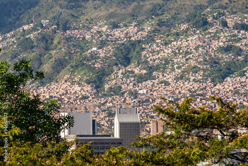 Foto Aerial view of a popular district on a hill of Medellin, Medellín, Antioquia, Colombia