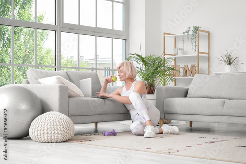 Sporty beautiful mature hap...
