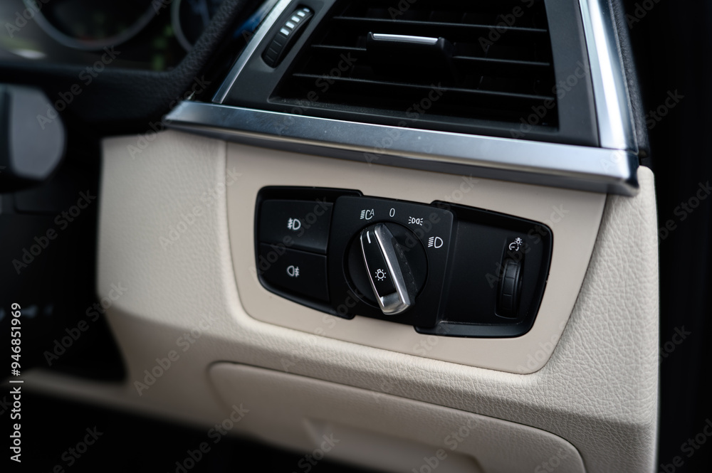Auto Light Setting on Car Headlight Control Auto Light Setting on Car Headlight Control