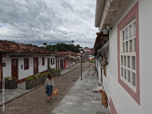 mulher no entro historico de pirenopolis, goiás  photo