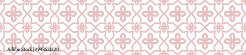 azulejo geometrico blanco con rosa