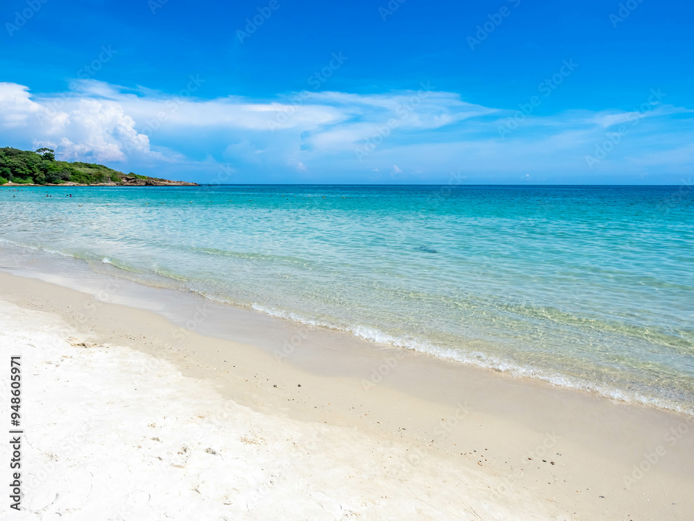 Seascape view with white sand, quiet beach, clear sea water, blue sky in summer of Koh Samet (Samet Isalnd) in Thailand Seascape view with white sand, quiet beach, clear sea water, blue sky in summer of Koh Samet (Samet Isalnd) in Thailand