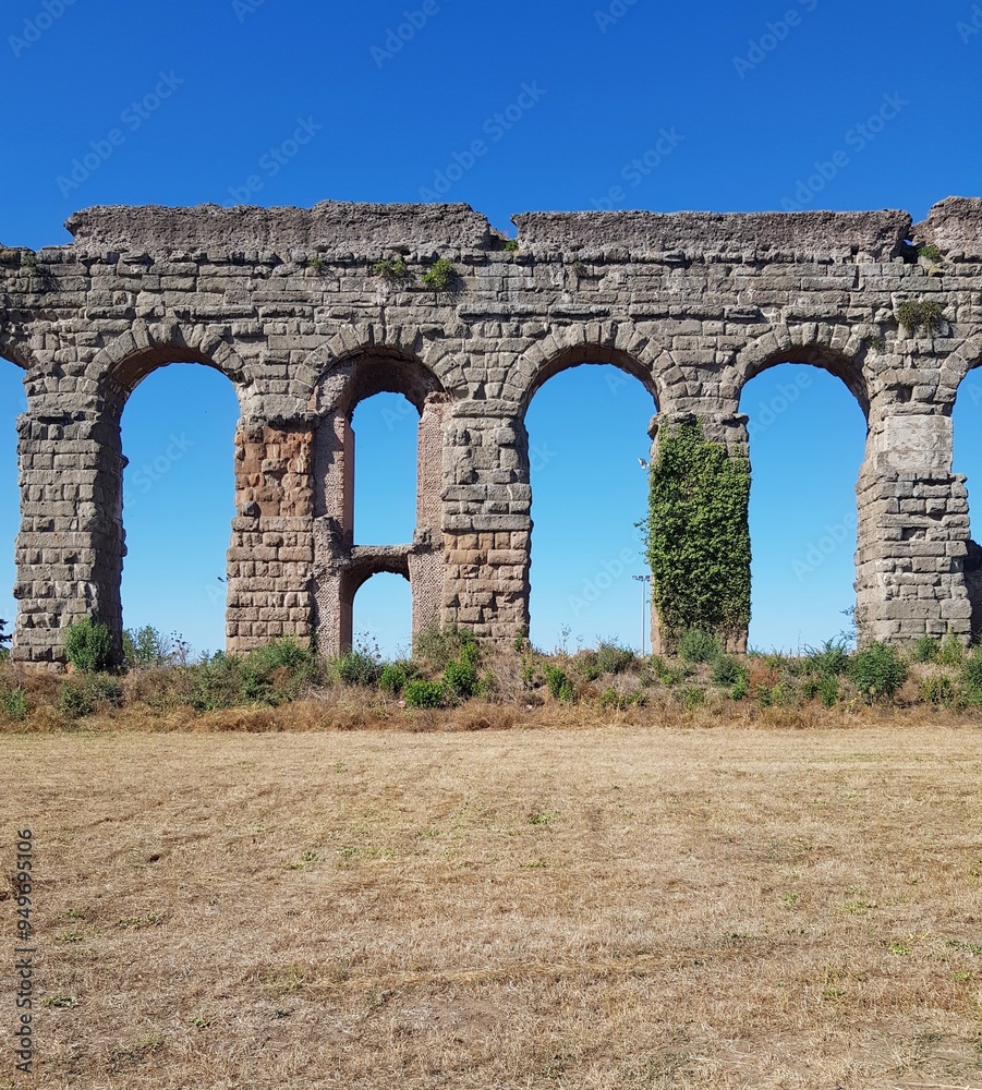 Roman aqueduct in Segovia, Castilla y Leon, Spain Roman aqueduct in Segovia, Castilla y Leon, Spain