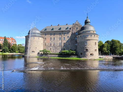 Fényképezés View of the Orebro Castle on the Svartan River, in Central Sweden
