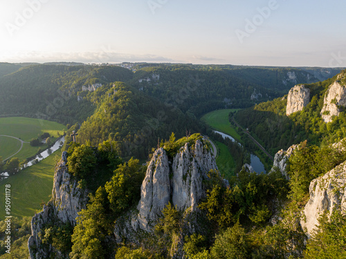 Old town rock Beuron in the upper Danube valley in Germany | Altstadtfelsen Beuron im oberen Donautal