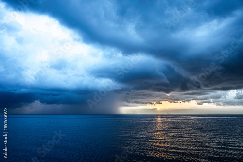 Griechenland Zakynthos Tornado Sturm Unwetter vor einem Sonnenaufgang photo