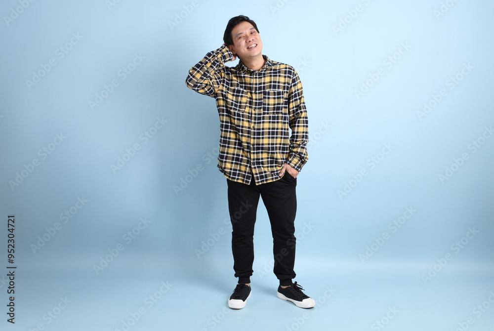 35s Asian man 35s Asian man