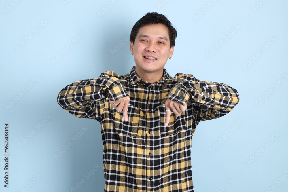 35s Asian man 35s Asian man