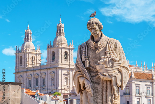 Obraz na płótnie Saint Vincent statue. Lisbon Portugal w salonie