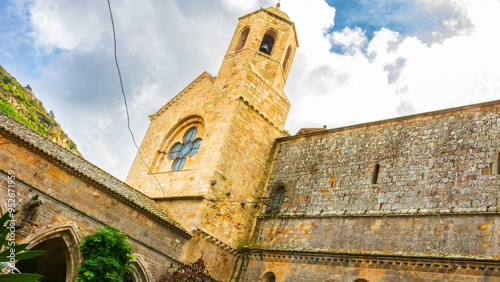 Fontfroide Abbey or Abbaye de Fontfroide photo