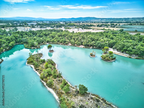 Étang de la Forestière - The lake near Manosque (Provence, France)