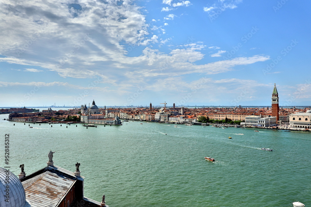 Blick von San Giorgio über die Lagune von Venedig