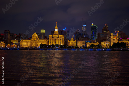 Exotic building clusters in the Bund of Shanghai at night