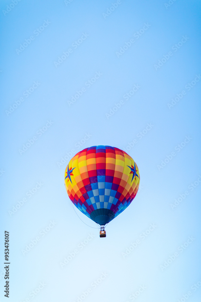 Obraz premium Colorful Hot Air Balloons Soaring at Reno NV Balloon Festival
