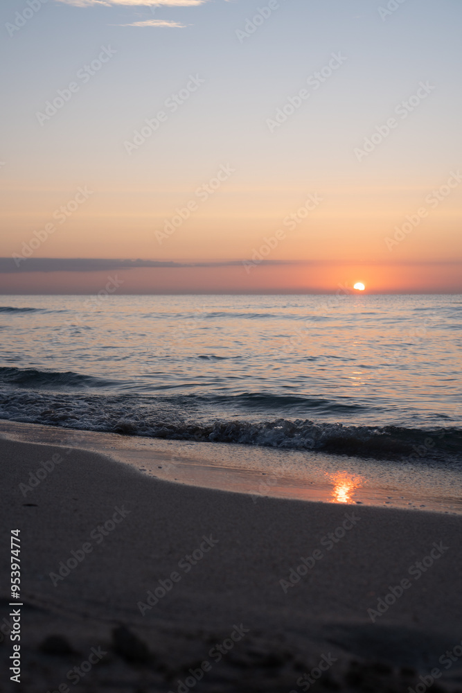 Obraz premium sunset on the beach