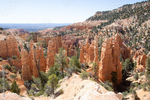 Beautiful scenery at Bryce Canyon from the Rim Trail.