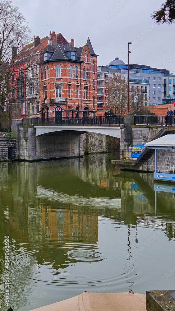 Fototapeta premium Autumn in Ghent, Belgium