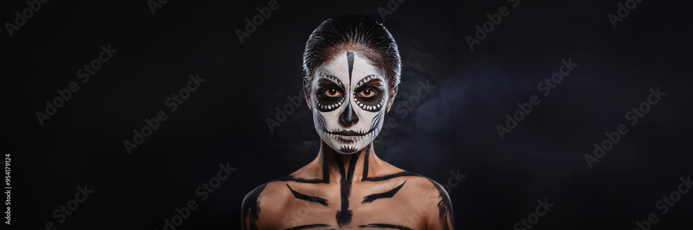 death woman scary face night halloween look death woman scary face night halloween look
