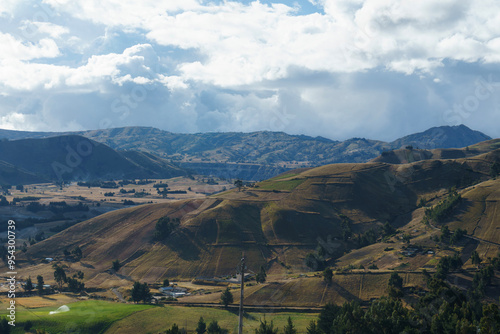 houses and cabins in the mountains