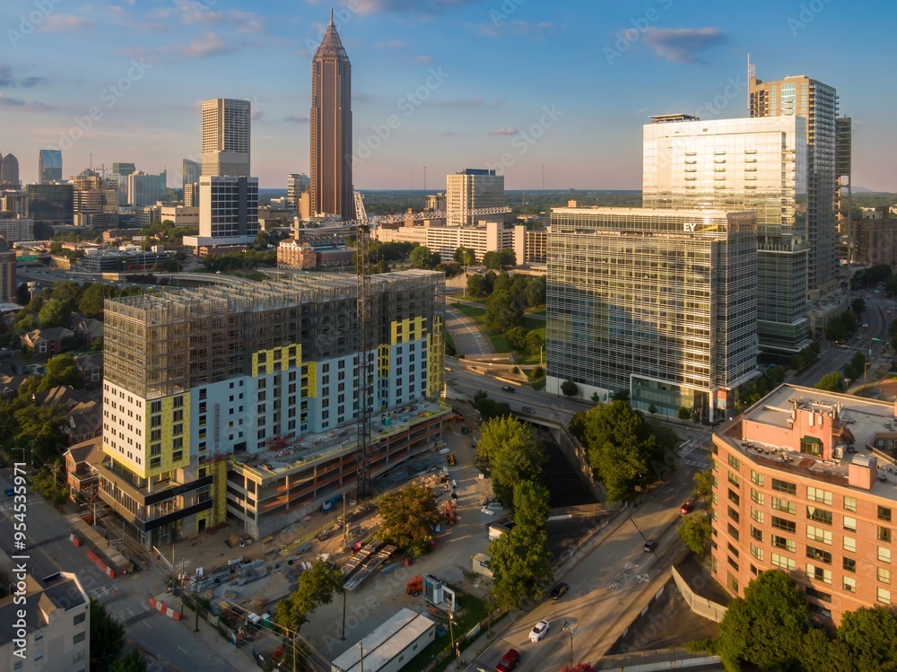 Fototapeta premium Downtown cityskline of Atlanta at sunset, Georgia, United States Of America.