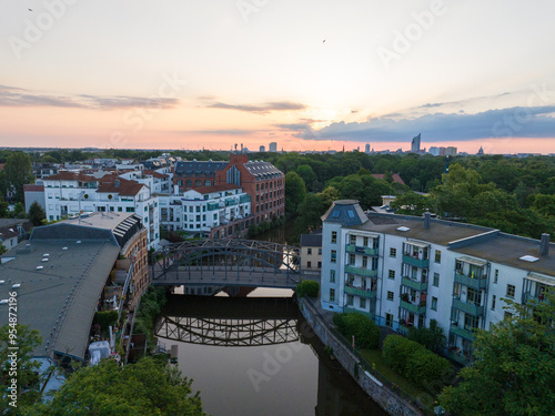 Könneritz Bridge at blue hour in Leipzig | Könneritzbrücke Leipzig zur blauen Stunde