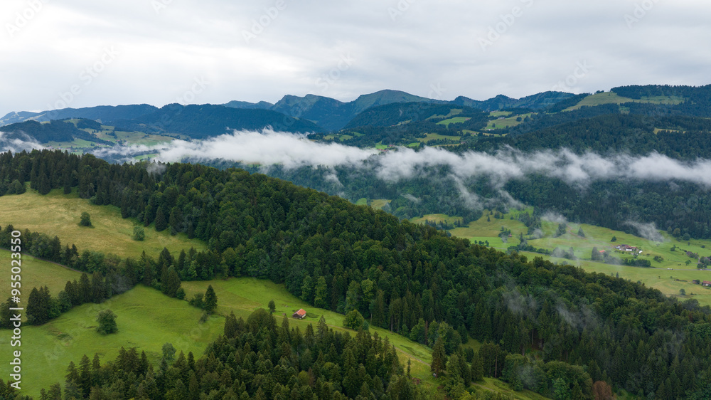 Obraz premium Fog in the German Alps in the Allgäu 