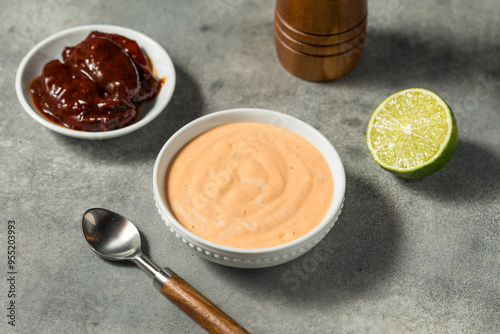 Homemade Spicy Chipotle Mayo Spread