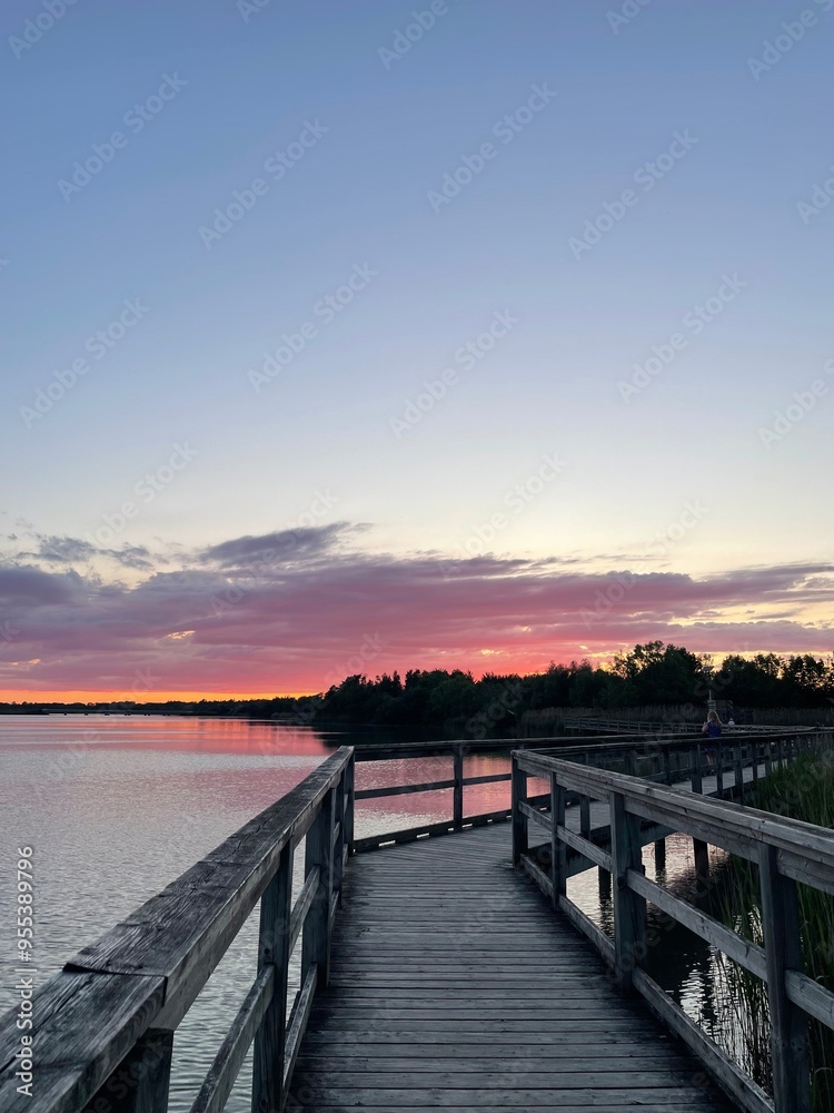 Fototapeta premium pier at sunset