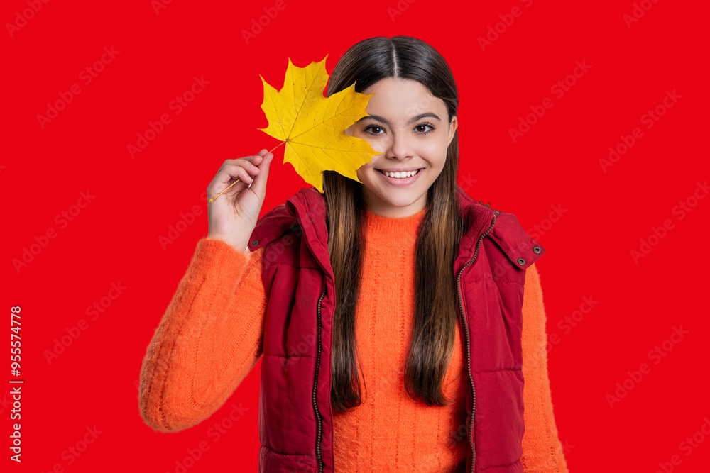 Trendy and stylish teenager girl smiling. Fall fashion style for teen. Fallen maple leaves. Fall fashion. Girl in autumn style. Teen girl hold maple leaves. Autumn fashion girl. Leaf collection Trendy and stylish teenager girl smiling. Fall fashion style for teen. Fallen maple leaves. Fall fashion. Girl in autumn style. Teen girl hold maple leaves. Autumn fashion girl. Leaf collection