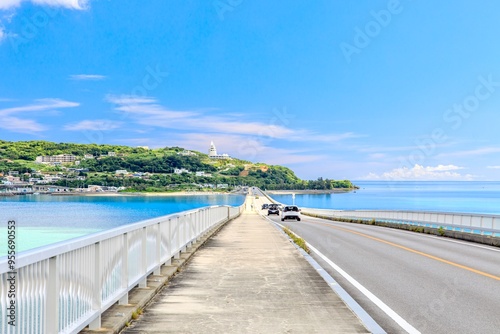 沖縄県、古宇利大橋の絶景