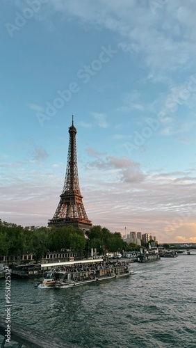 eiffel tower