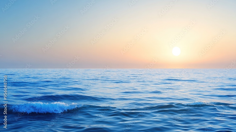Obraz premium Panorama of sea waves on the background of dawn