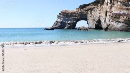 象の水飲み岩・種子島・海・空・波 photo