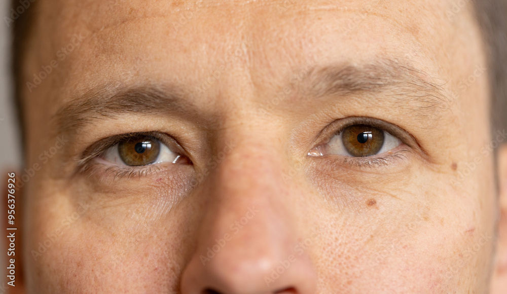© Wavebreak Media - Close-up of man's eyes, focusing on facial expression and eye detail © Wavebreak Media - Close-up of man's eyes, focusing on facial expression and eye detail