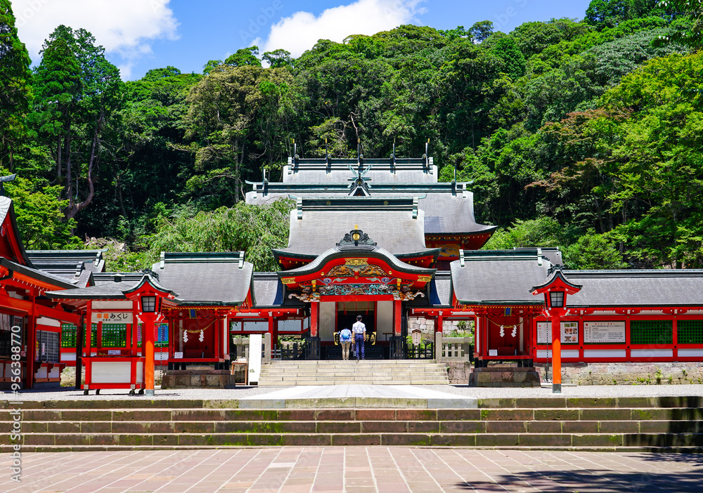 霧島神宮 国宝の幣殿・拝殿・本殿 (鹿児島県霧島市)