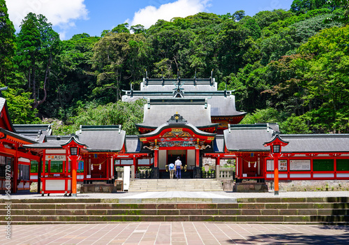 霧島神宮 国宝の幣殿・拝殿・本殿 (鹿児島県霧島市)