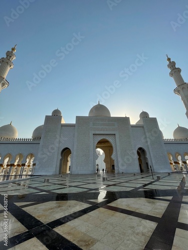 qasr al watan, abou dabi photo