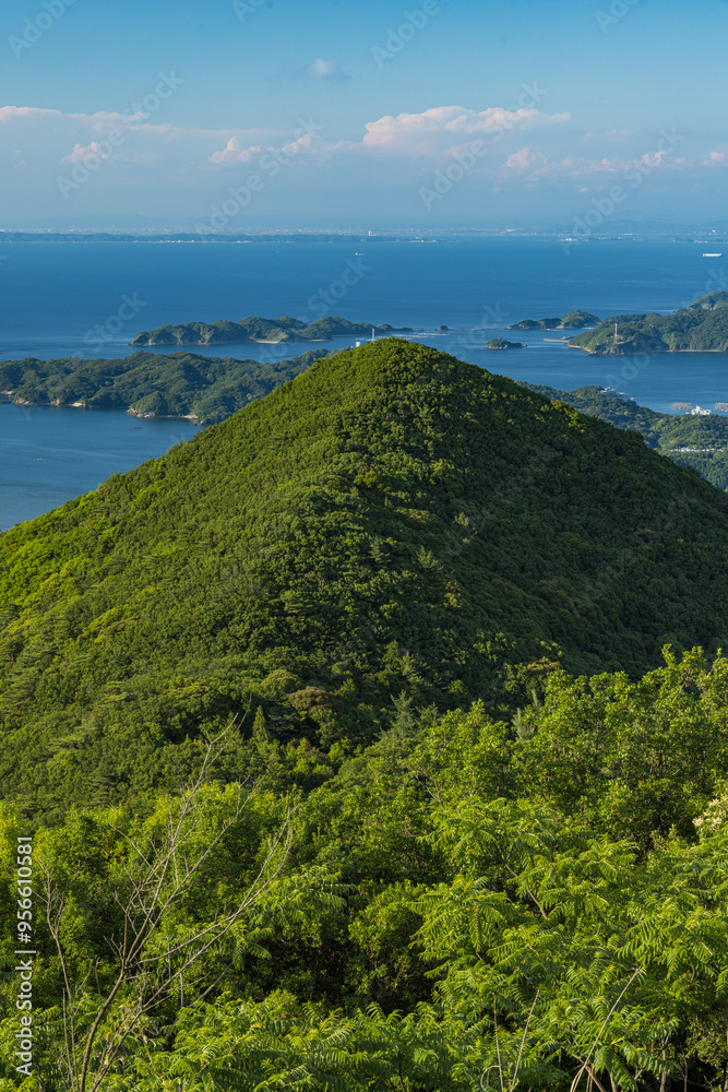 日本 三重県伊勢市 伊勢志摩スカイライン沿いにある朝熊山から眺める伊勢湾 日本 三重県伊勢市 伊勢志摩スカイライン沿いにある朝熊山から眺める伊勢湾