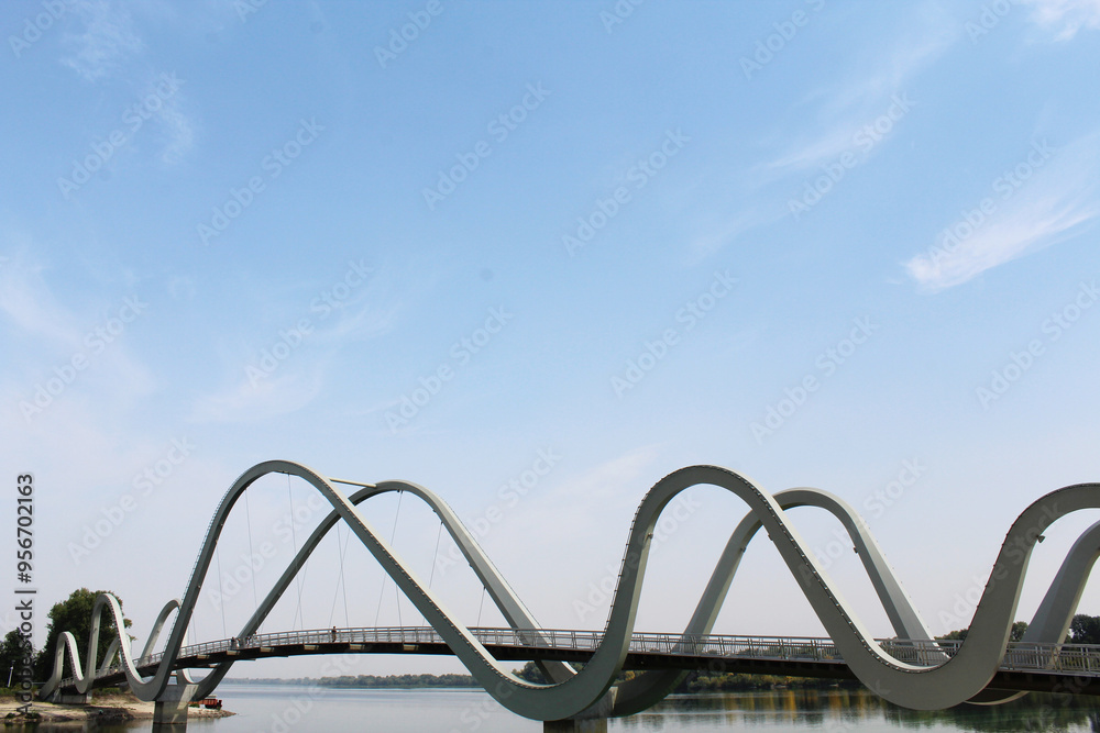 Khvylia Bridge over the Dnipro River in Kyiv, Ukraine Khvylia Bridge over the Dnipro River in Kyiv, Ukraine